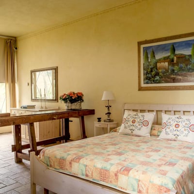 The Double Bed in Limonaia